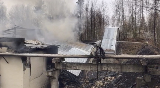 Russia, incendio in una fabbrica di polvere da sparoo: 15 morti