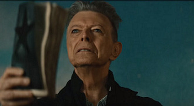 David Bowie nel video di "Blackstar"