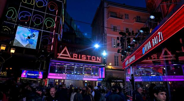 Sanremo, la Rai fa ricorso dopo il no all'affidamento diretto del Festival. Il Comune si prepara al bando