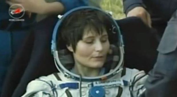 AstroSamantha sbarcata in Kazakistan dopo 200 giorni nello spazio