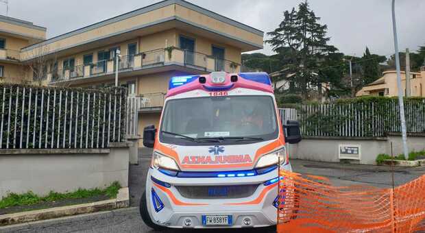 Covid, 4 morti ai Castelli nella casa di riposo: aspettavano il vaccino