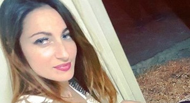 Addio a Tonia, la giovane mamma morta nel Napoletano: «Troppe vittime su queste strade»