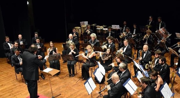 Filottrano dà il benvenuto al 2024 con il concerto dell’Orchestra Fiati di Ancona al teatro Torquis (ingresso libero)