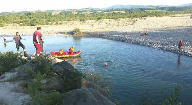 Choc nel fiume Taro, ragazzo di 14 anni muore annegato