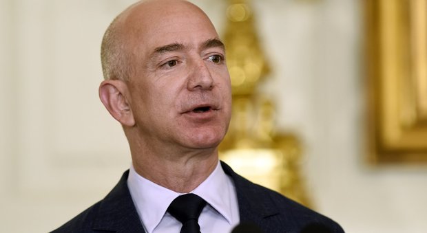 Amazon, Bezos è il terzo uomo più ricco del mondo