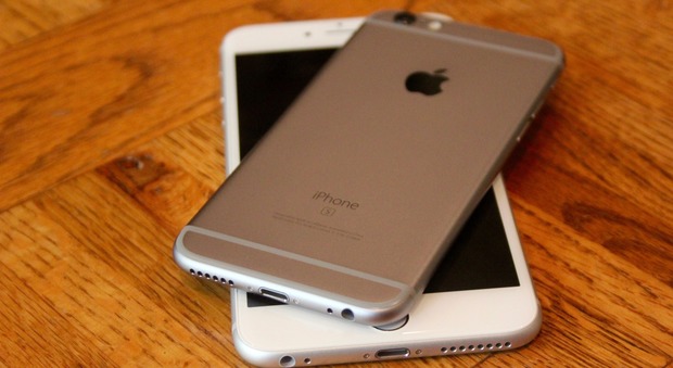 L'iPhone 6s si scarica subito Cambio gratis della batteria