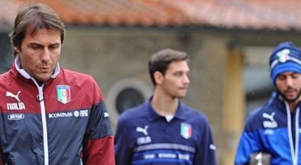 Italia, proseguono le prove di Conte Nel pomeriggio test con l'Under 18