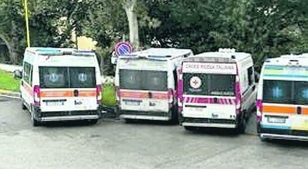 Ambulanze in tilt, pronto soccorso preso d'assalto