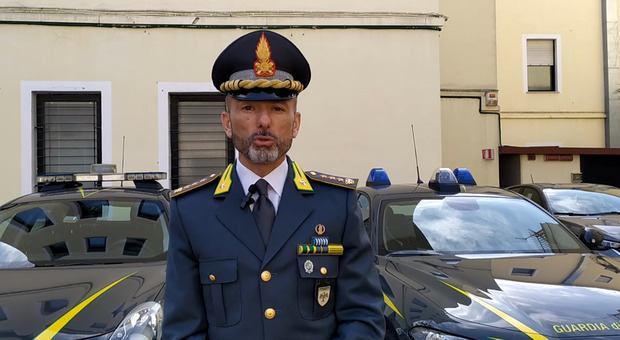 Il colonnello Caputo, comandante provinciale della Guardia di Finanza a Pescara (Foto Max Schiazza)
