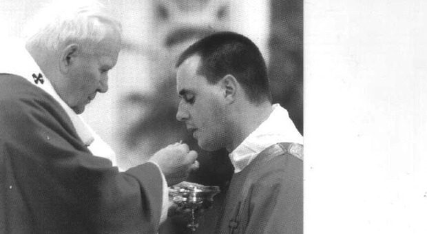 Don Giuliano Costalunga con Papa Giovanni Paolo II