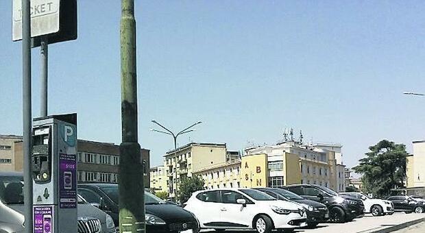 Rivoluzione strisce blu a Benevento: è controllo elettronico nei parcheggi