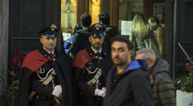 Consigli anti-truffa: carabinieri sul pulpito per aiutare gli anziani