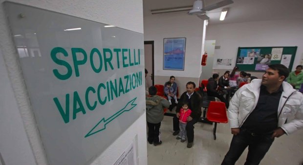 Vaccini, il Veneto fa ricorso alla Corte Costituzionale contro il decreto