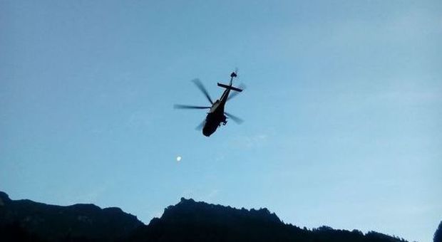 Persi sul Civetta e con un alpinista febbricitante: soccorsi nella notte