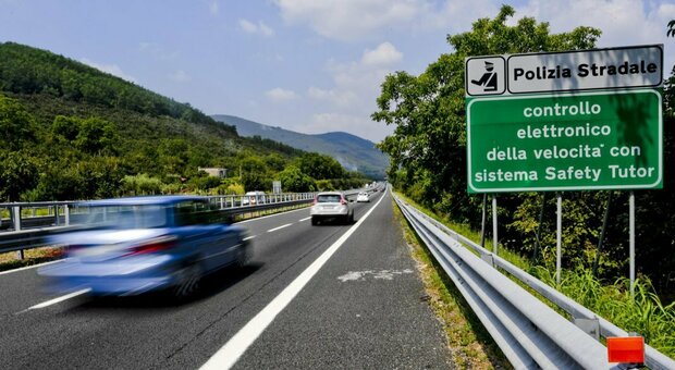 Incidente sull'A16 Napoli-Canosa: morto un motociclista