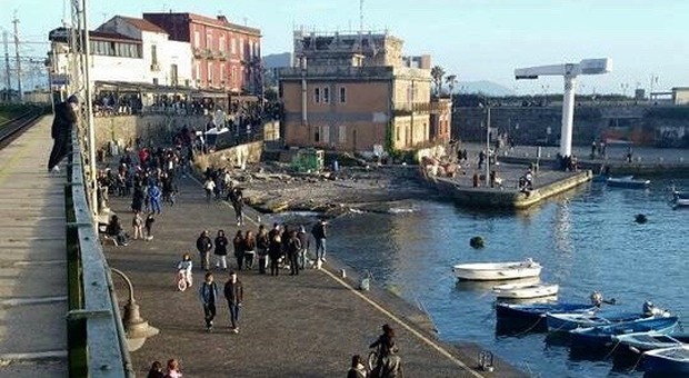 Molo Granatello, l'appello del Movimento 5 Stelle: «Darsena a Pietrarsa opera inutile, si faccia porto turistico»