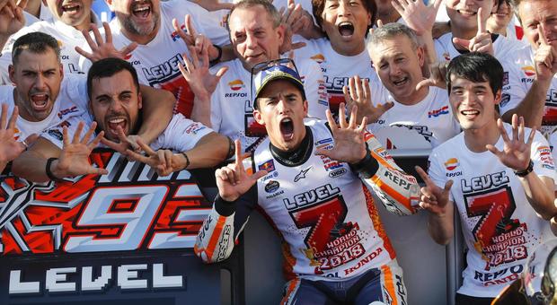 MotoGp, Marquez è campione del mondo. Dovi cade, Rossi quarto