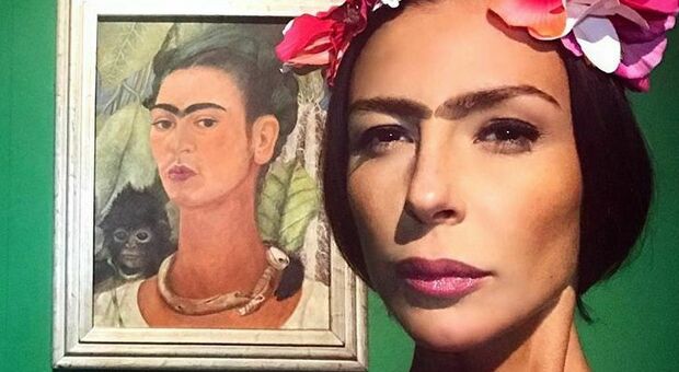 Clelia Patella, art influencer: «Con i miei selfie faccio diventare le opere social»