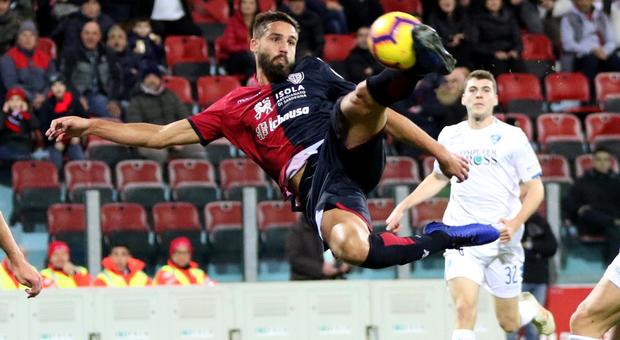 Cagliari-Empoli, quattro gol e pari: Farias salva Maran al fotofinish
