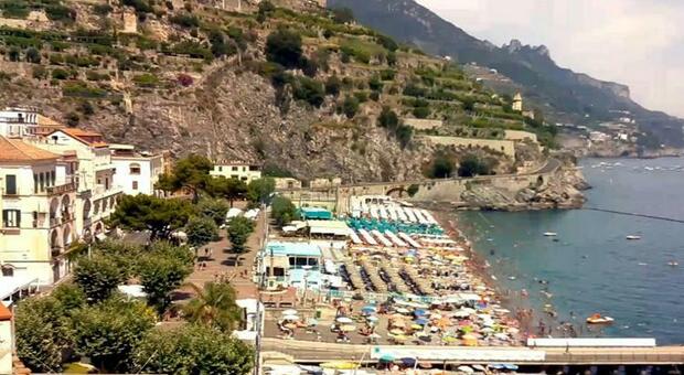 «Campania Covid free in estate, il piano di De Luca salverà il turismo»