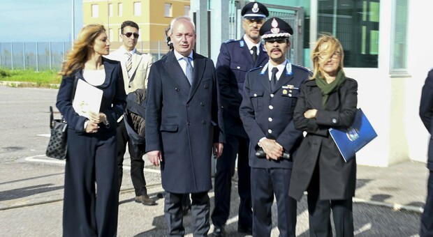 Il sottosegretario Andrea Ostellari ha visitato il carcere di Rovigo