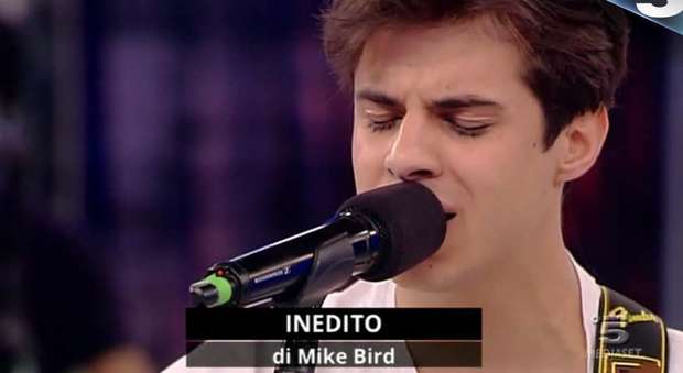 Amici, Mike Bird contro Riccardo Marcuzzo: "Non gli credo quando fa musica" -Guarda