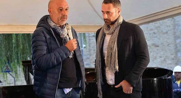 Raoul Bova con il sindaco di Amatrice Sergio Pirozzi