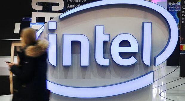 Intel, la trimestrale paga crisi chip