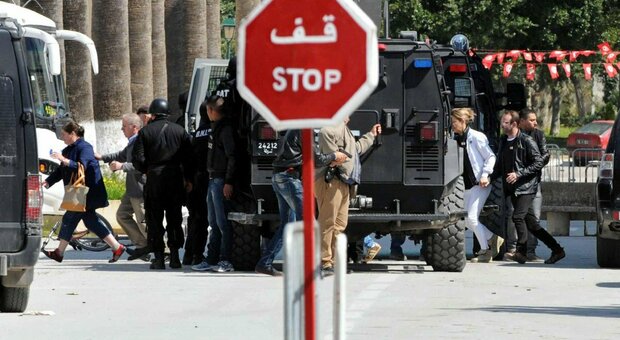 Tre cooperanti italiani fermati in Tunisia
