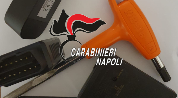 Napoli, tre ladri di auto hi-tech bloccati ai Colli Aminei