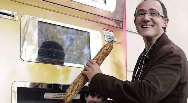 Baguette appena sfornata a un euro: in Francia il primo distributore automatico