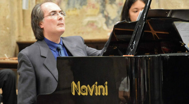 Cento anni del "Mancinelli". Il recital pianistico del M° Riccardo Cambri inaugura il pianoforte per la città di Orvieto