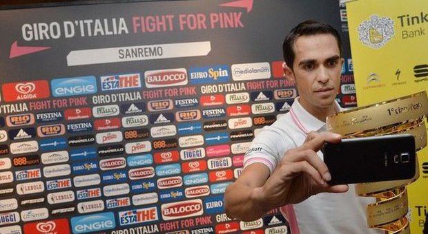 Contador: «Il Giro d'Italia sarà mio» Alle 15 il via con la crono a squadre