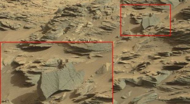 "Uno scorpione alieno sul suolo di Marte": le foto della Nasa