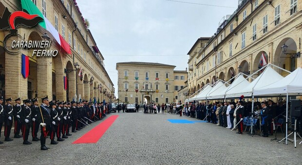 Salvataggi, indagini e blitz: tutte le onoreficenze ai carabinieri del Fermano