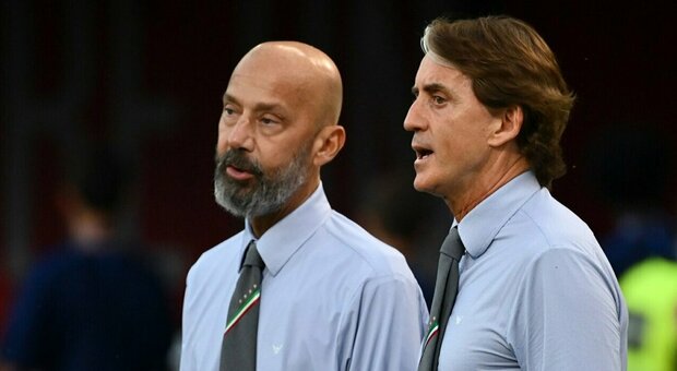 Vialli, il dolore della mamma di Mancini: «Per me era come un figlio». Del Piero commosso in tv su Sky