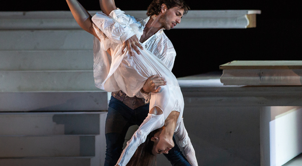 Romeo e Giulietta: da Shakespeare ad Amici la fiaba moderna di Peparini a Caracalla