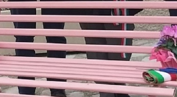 Anche a Stimigliano sarà inaugurata una panchina rosa