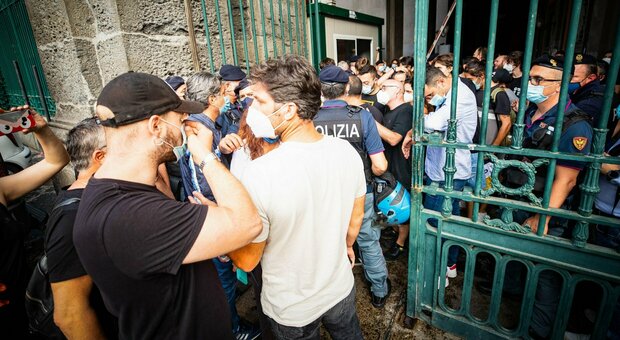 G20 Ambiente a Napoli, i comitati pronti alla contromanifestazione: «Qua si muore per la terra dei fuochi»