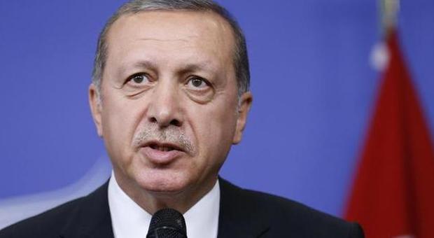 Turchia, a quattro giorni dal voto Erdogan ​fa oscurare le tv dell'opposizione