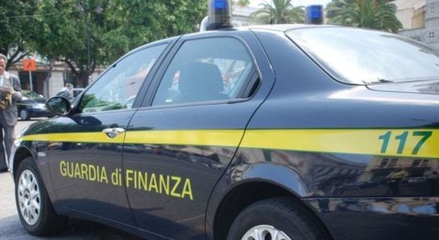 Roma, false operazioni contabili per ottenere finanziamenti: arrestati due fratelli imprenditori