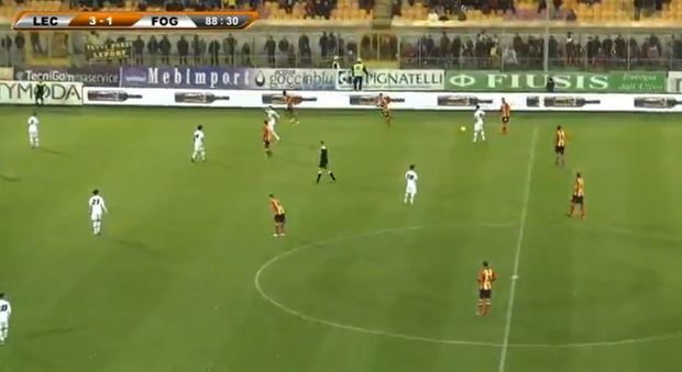 Trionfo giallorosso: tre reti al Foggia, il Lecce vince ed è al secondo posto