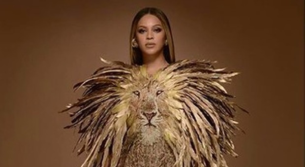 Beyoncé nel remake del "Il Re Leone": il vestito è un prezioso omaggio al film
