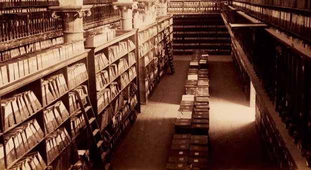 Furti all'Archivio di Stato, manoscritti del Trecento recuperati dopo 70 anni