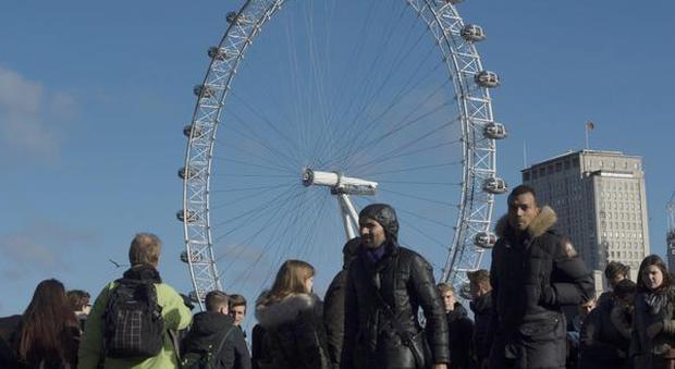Attacco a Londra, turisti bloccati sul London Eye per sicurezza