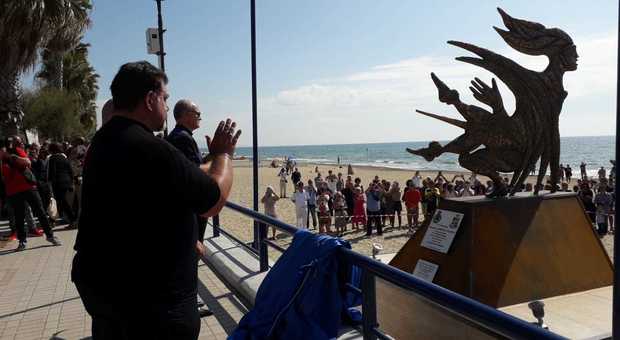 Un anno dopo la tragedia, monumento a Terracina per ricordare il pilota Gabriele Orlandi