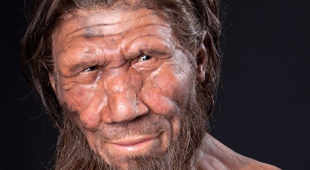 L'uomo preistorico ha imparato a sorridere per fare sesso: la scoperta in uno studio