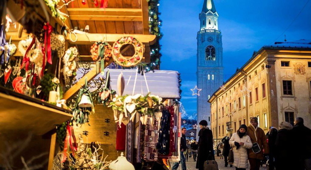 Cortina rinuncia al mercatino di Natale: «Meglio quello in Alto Adige»