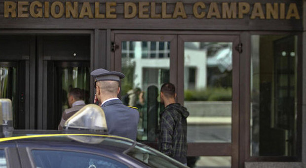 Rimborsi facili, via le accuse per dieci consiglieri della Regione Campania