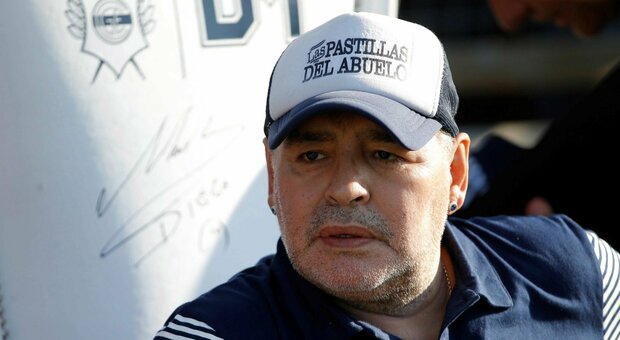 Maradona, intervento riuscito al cervello: rimarrà in osservazione per alcuni giorni
